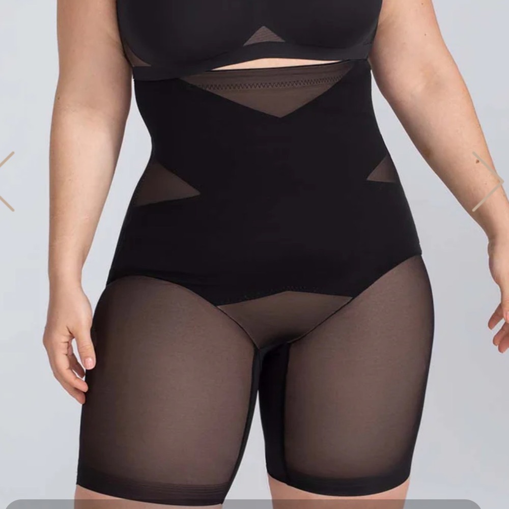 Fitness High Waist Short - L